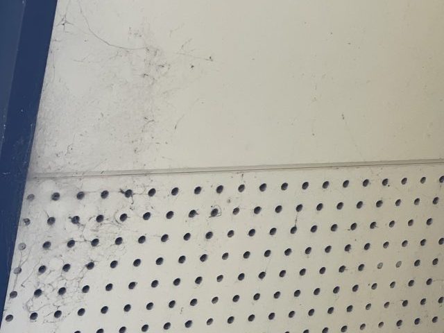 丸亀市の軒天の雨染み