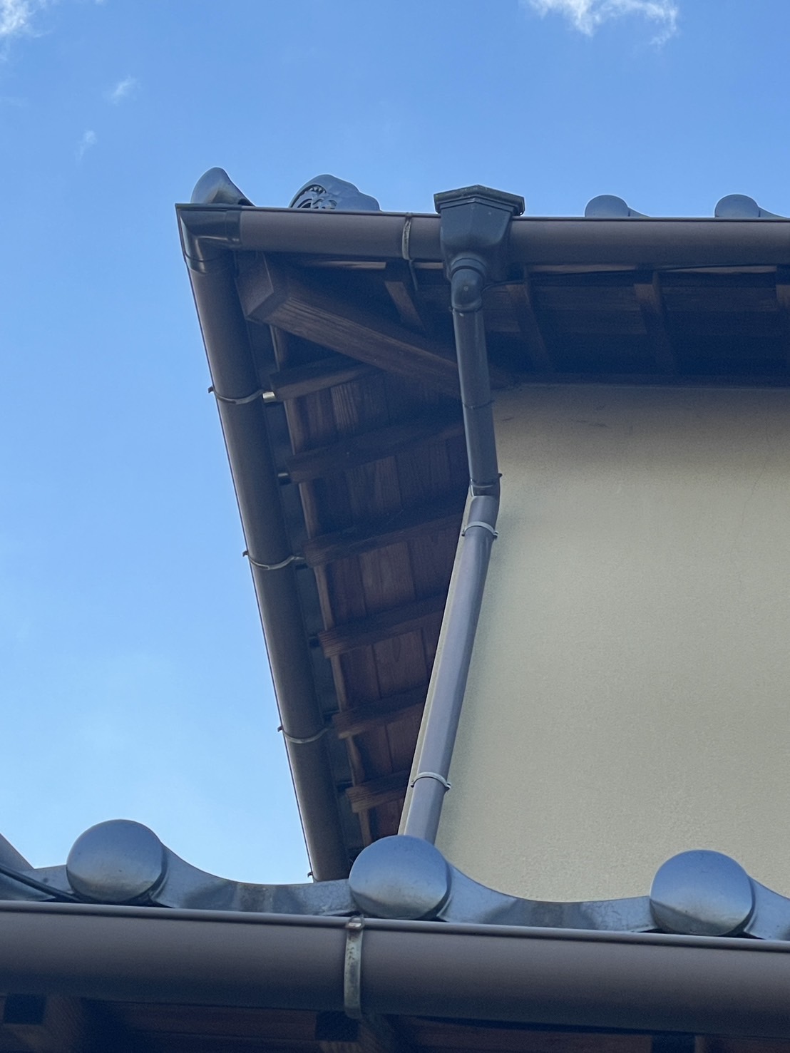 三木町　雨樋の状況