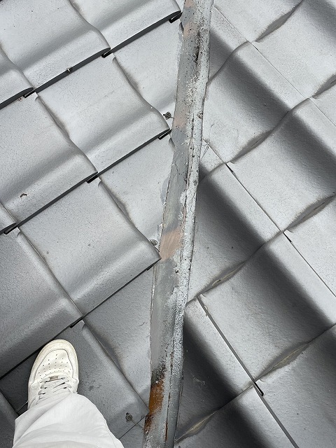 自分で修繕した谷板金