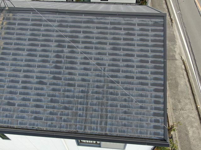 カラーベストの色むら