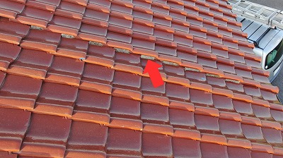 まっすぐズレている