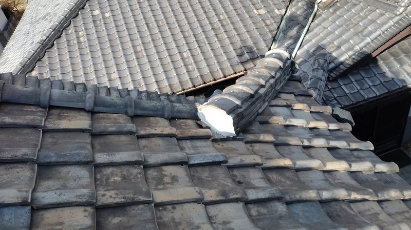 隅棟漆喰詰め直し