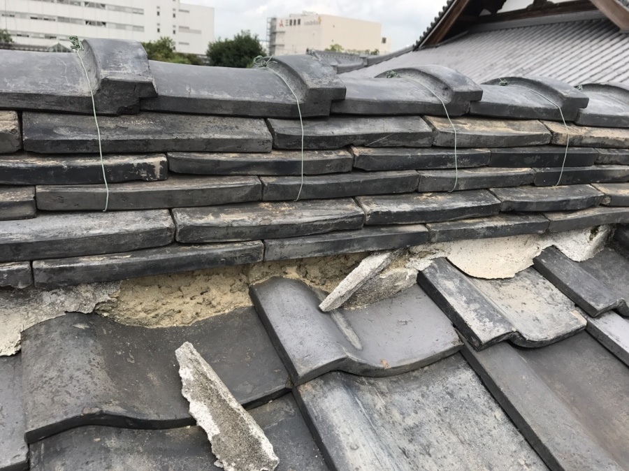 瓦差し替え前の棟