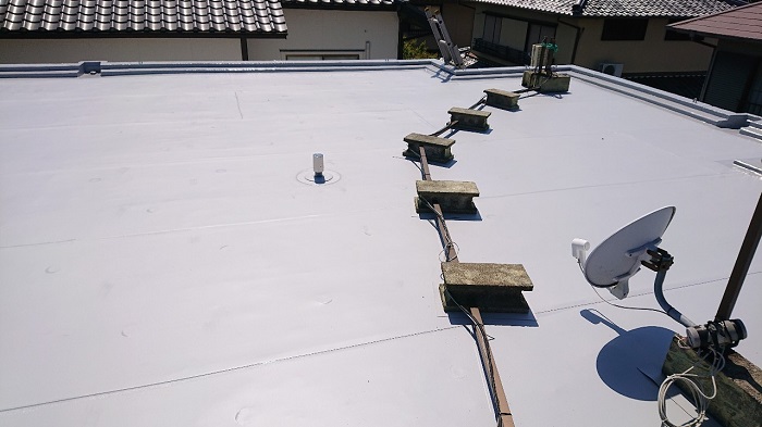 大阪市｜雨漏りの危険？ガレージ上で防水の劣化状況を無料調査！