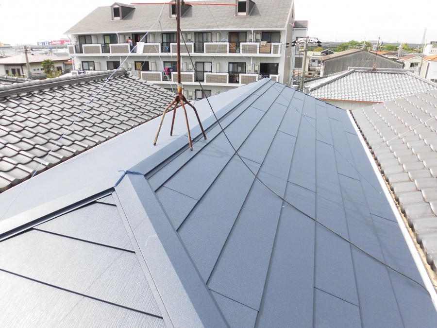 スーパーガルテクト屋根