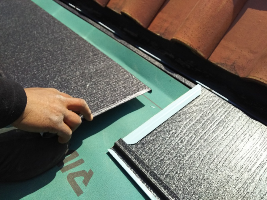 屋根葺き替え工事　スーパーガルテクト