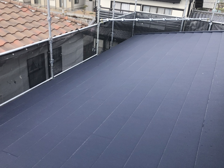 屋根カバー工事後