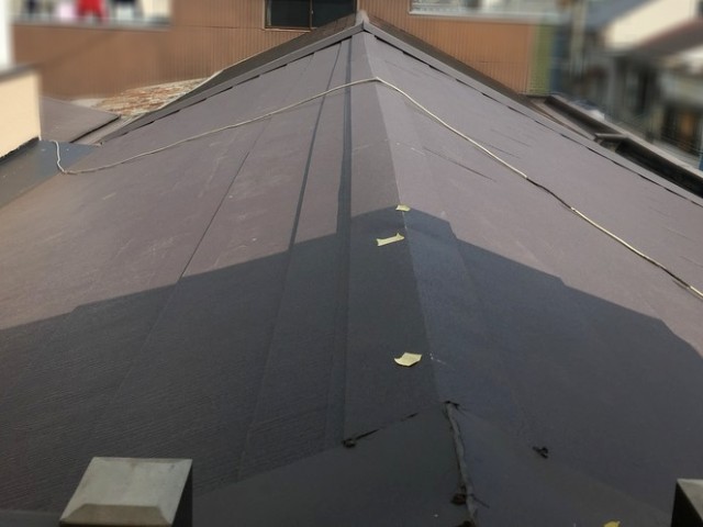 葺き替え直後のガルテクト屋根