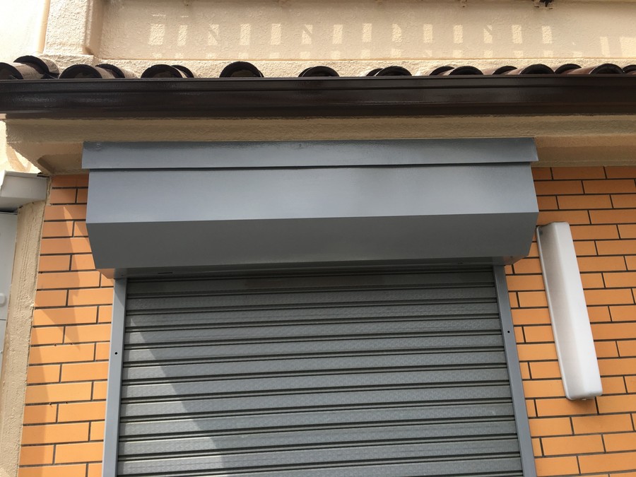 シャッターボックス