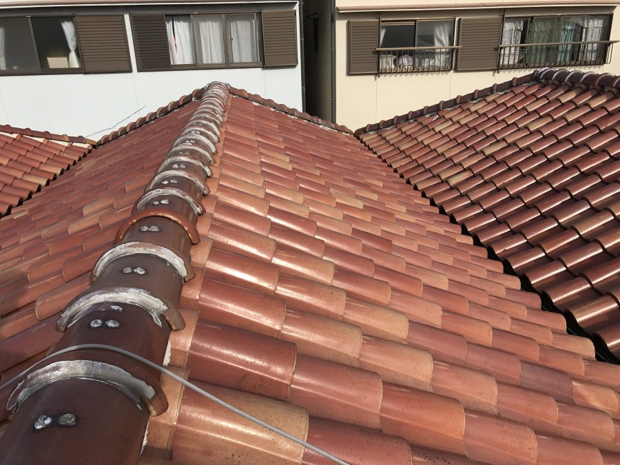 現地調査開始　釉薬瓦　Ｓ型瓦