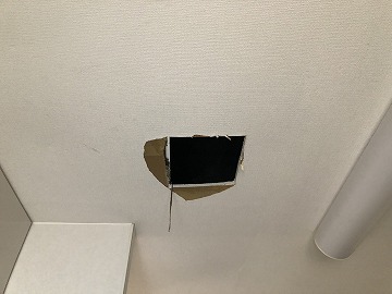 雨漏り点検　天井解体