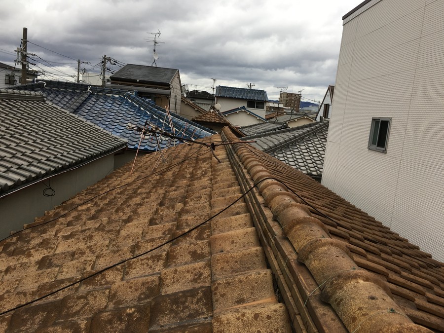 セメント瓦屋根