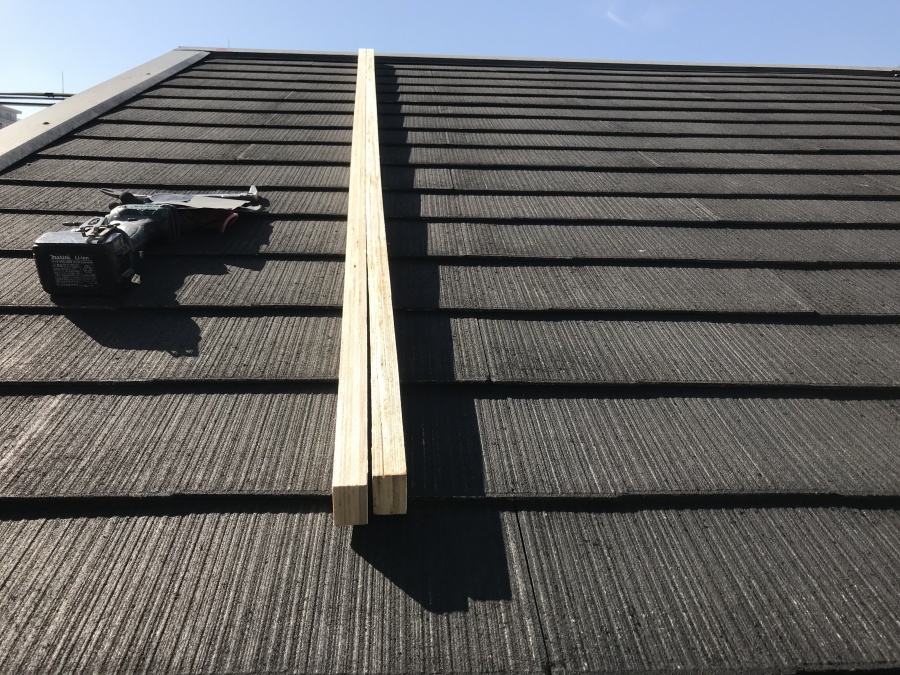 新しいケラバ板材