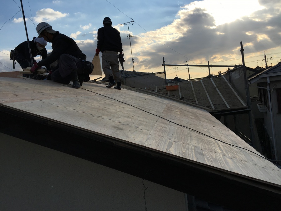 屋根葺き替え工事