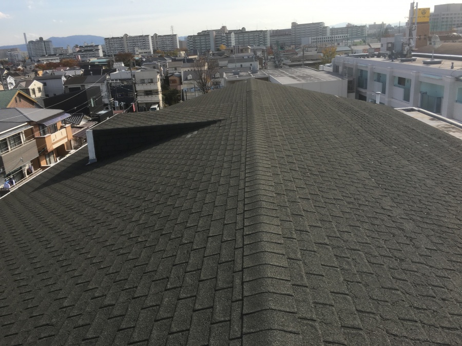 劣化したアスファルトシングル