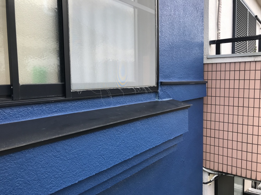 壁取り合い部分の板金