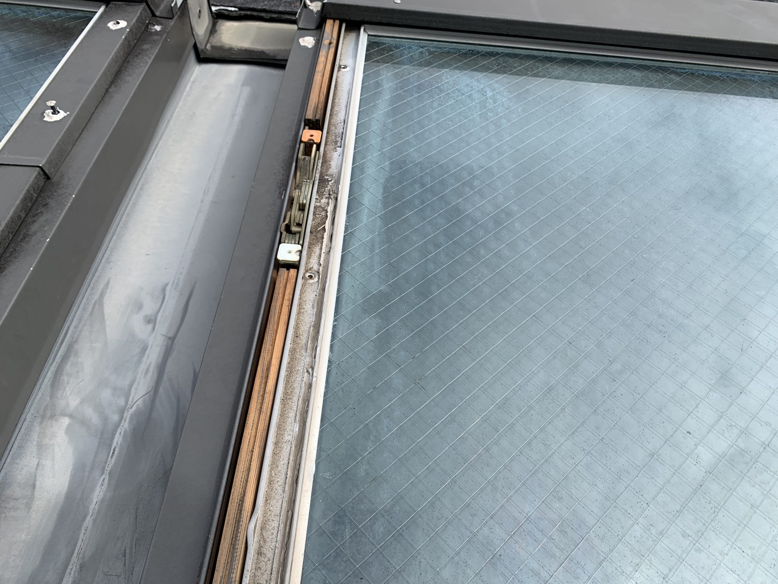 トップライト雨漏り