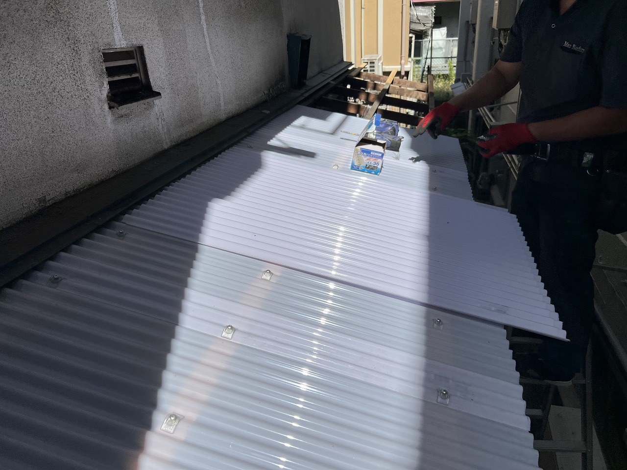 ポリカーボネートの波板設置