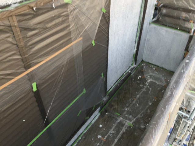 塗装前のビニール養生