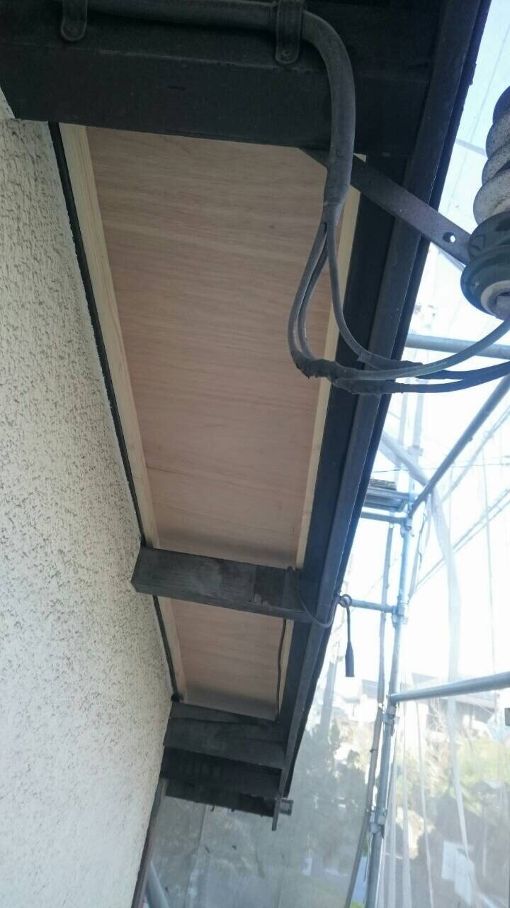 軒天とは軒下から見上げた天井部分