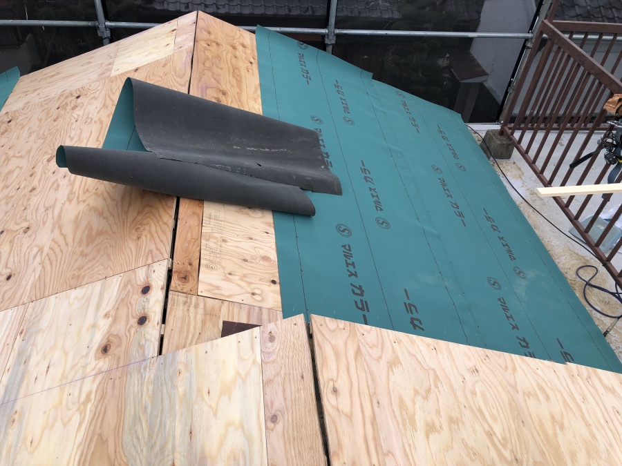 豊中市屋根リフォーム改質アスファルトルーフィング