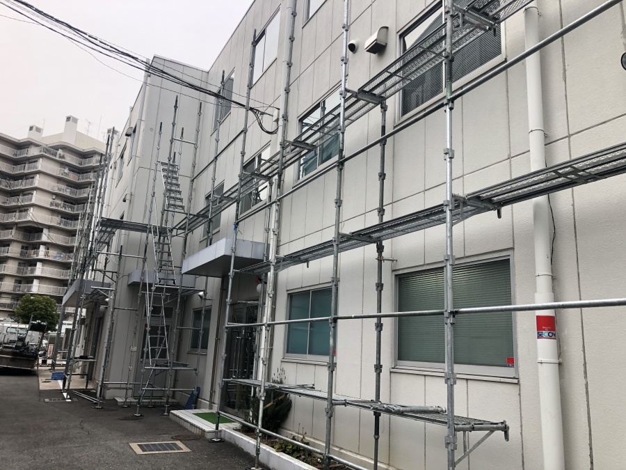足場架け工事