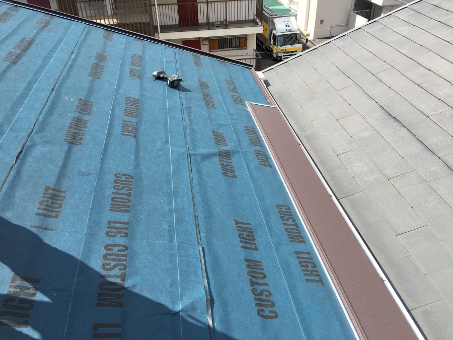 ガルテクト施工中