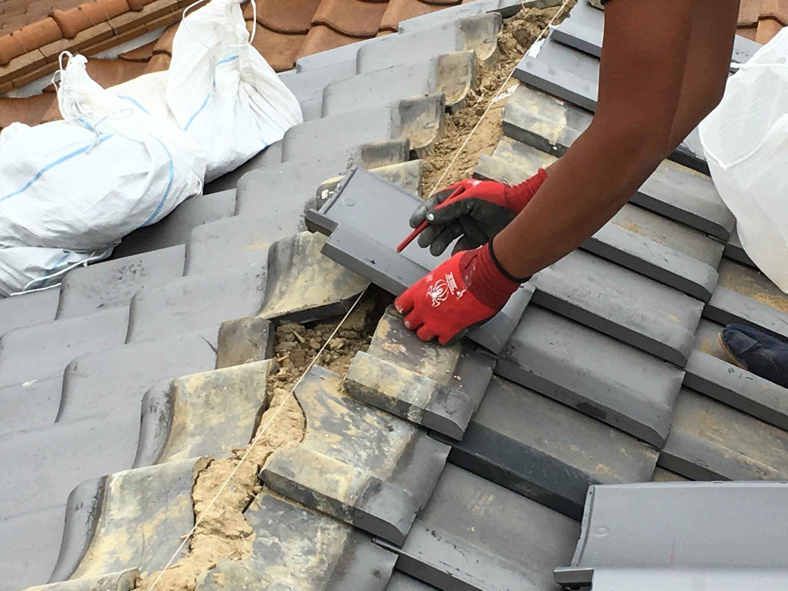 おいあて瓦の調整