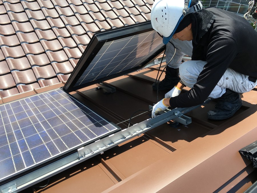太陽光パネルを復旧
