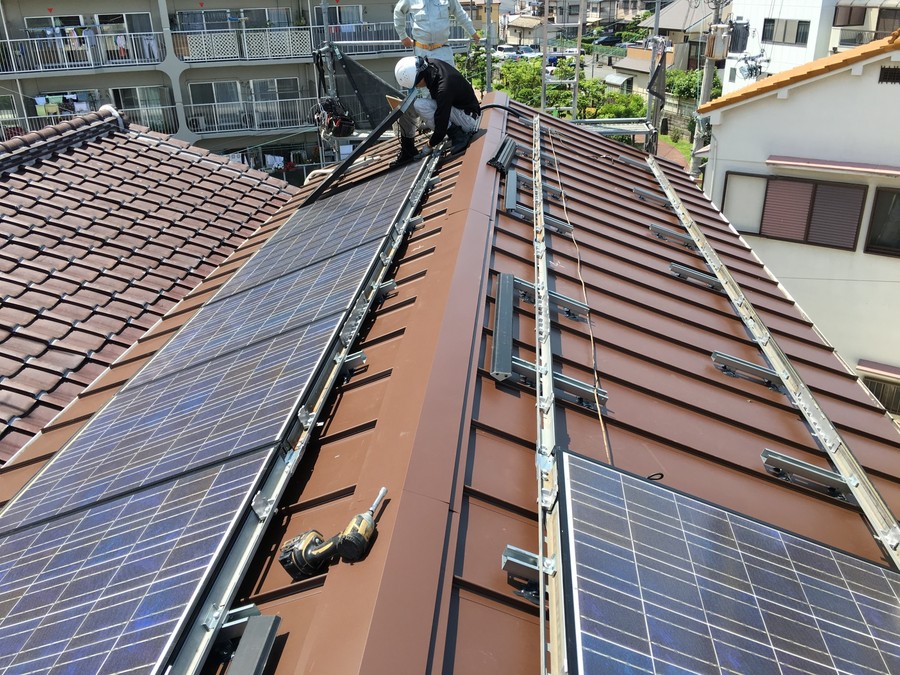 太陽光パネルを復旧