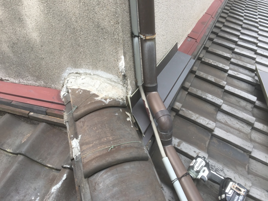 棟板金カバー取付け工事