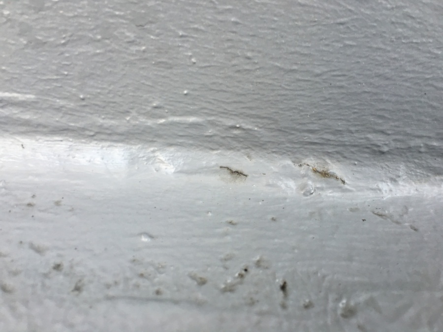 防水塗装の剥げたベランダバルコニー