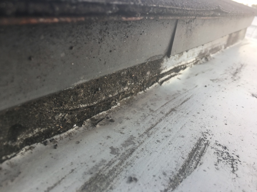 防水塗装の剥げ