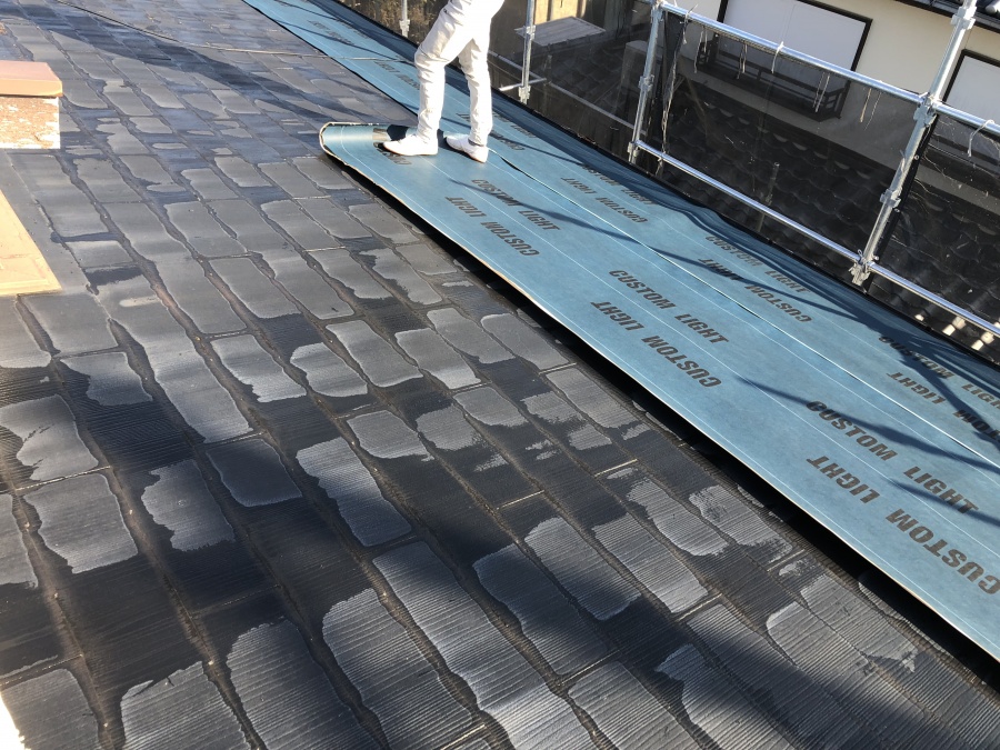 屋根リフォーム片面粘着ルーフィング