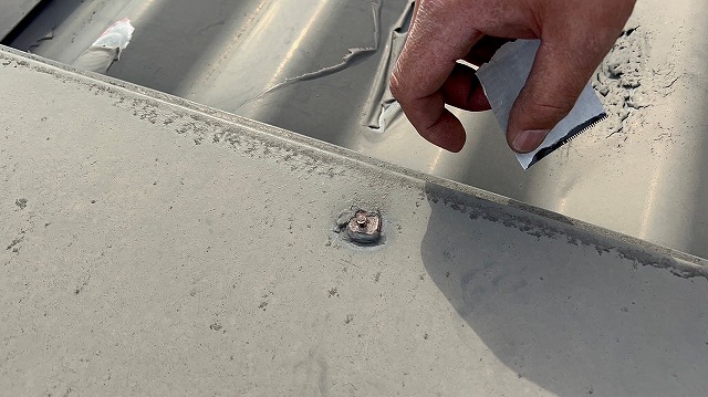 棟板金ビスコーキング剥がれ