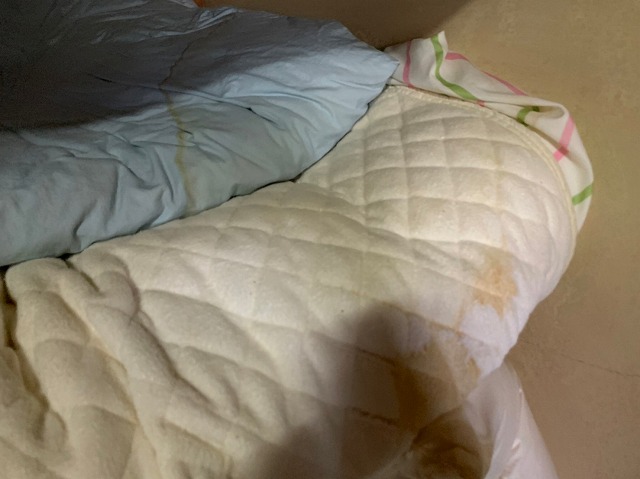 押し入れ内雨漏り