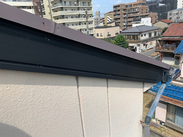 破風板ビス増し打ち完了