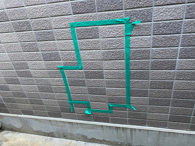 タイル打診調査　養生テープ