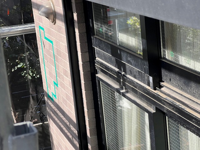 養生テープ撤去