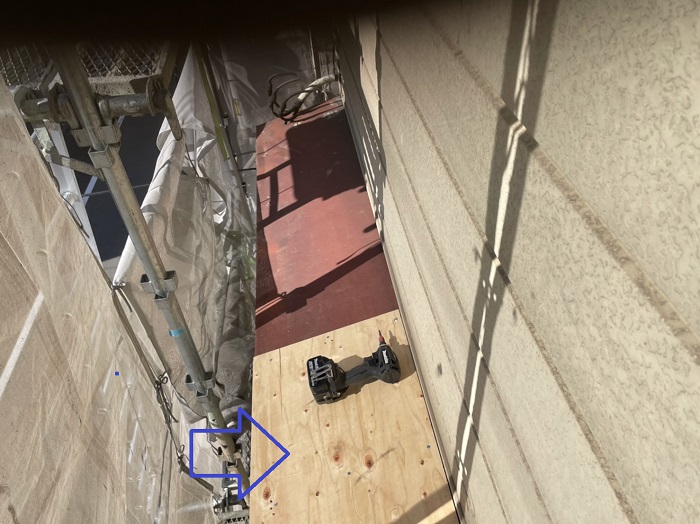 豊中市｜庇屋根リフォーム事例！劣化したトタン屋根を新しく張り替え