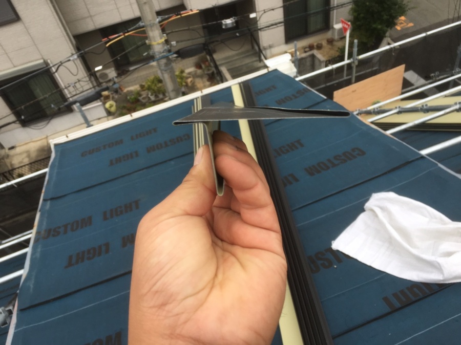 軒先唐草板金取付