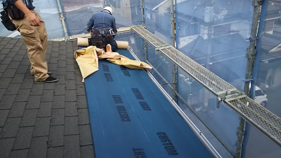 片面粘着ルーフィング