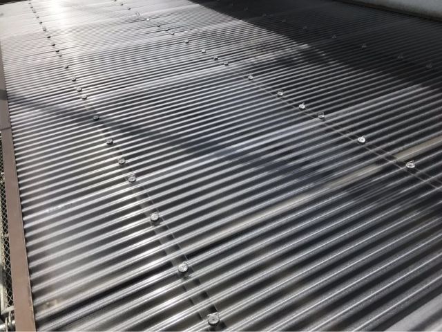張り替え後のベランダ屋根