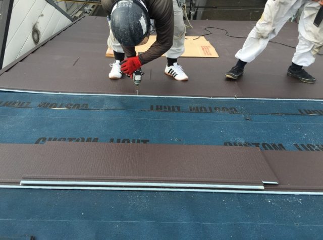 屋根カバー工事