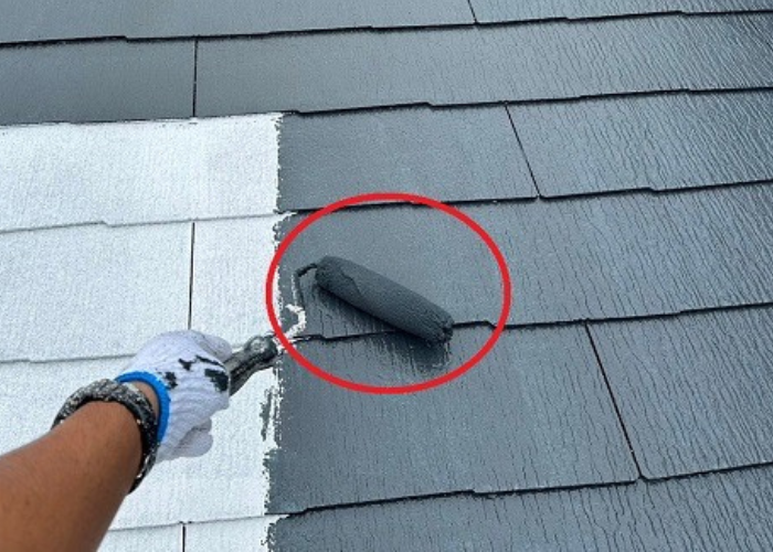 豊中市スレート屋根への中塗り