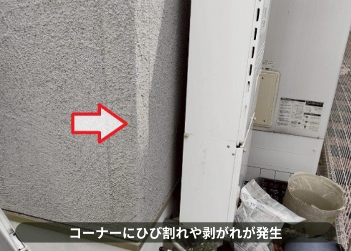 大阪市外壁のコーナーにひび割れや剥がれが発生