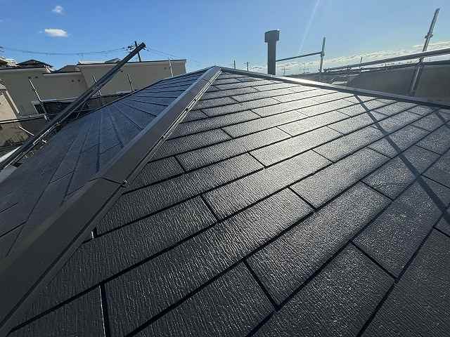 屋根上塗り２回目