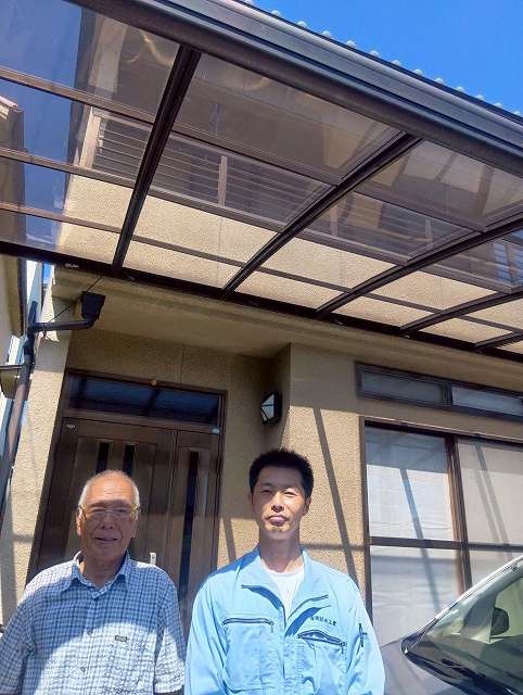 完工　雨樋工事　お客様と写真　アンケート