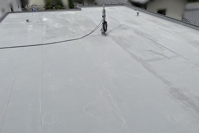 陸屋根　屋上　現状　塩ビシート