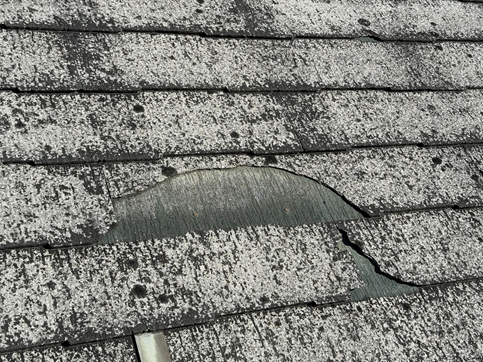 スレート屋根の割れ